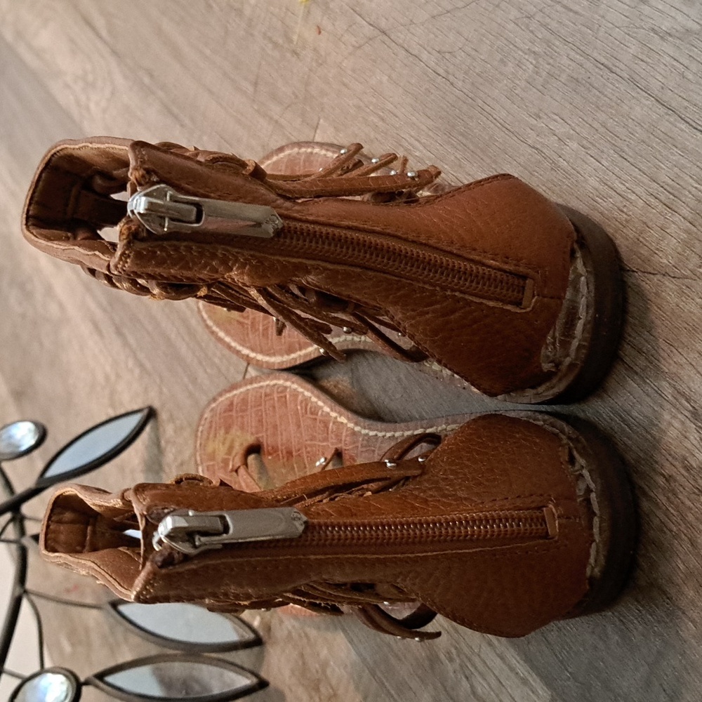 Sam Edelman Sandals - Picture 6 of 9